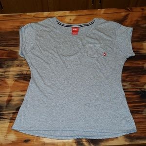 Nike Shirt. Women's Size XL.